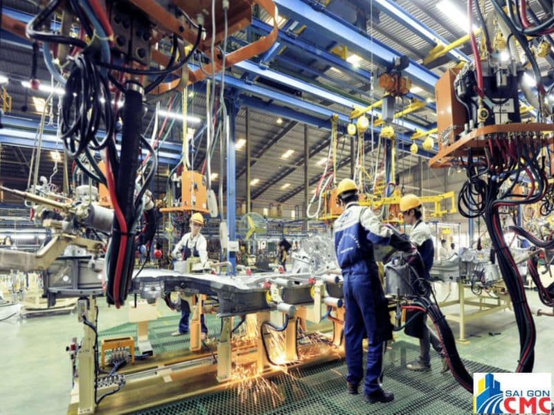 Thép hộp – Giải Pháp Kết Cấu Bền Vững Cho Công Trình 18 Ứng dụng thép hộp trong ngành cơ khí, chế tạo máy